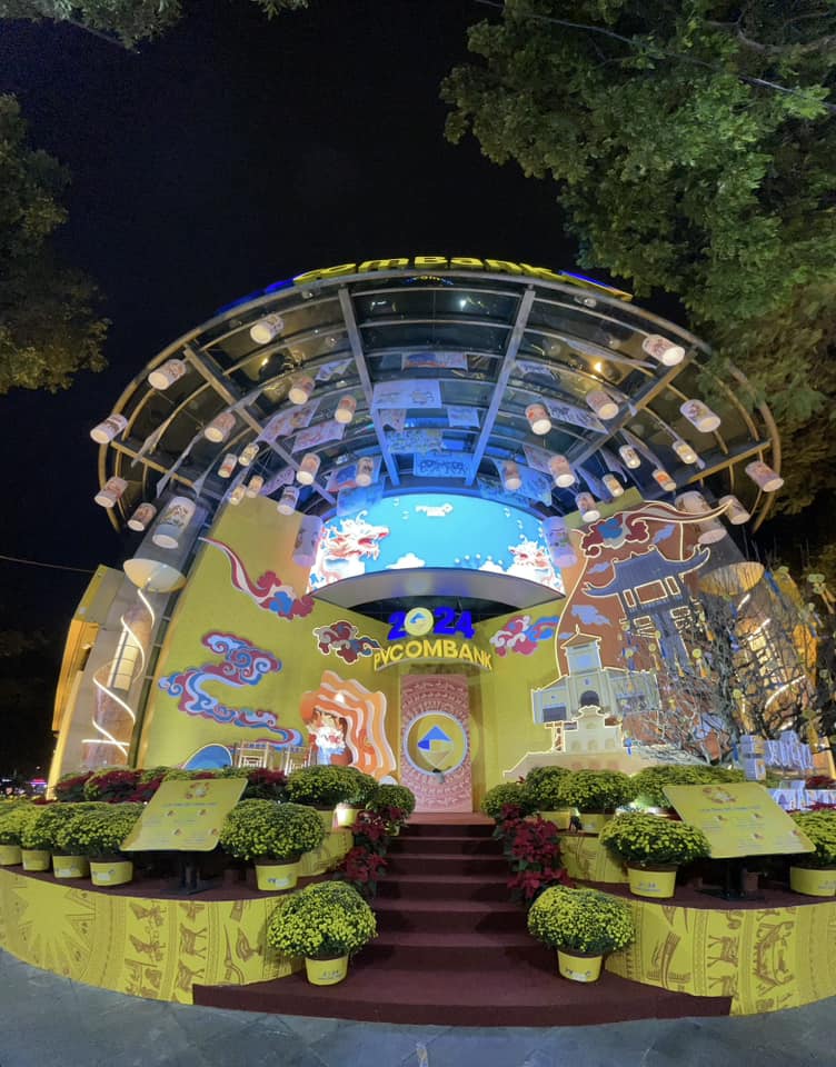 Decor Pvcombank Tết